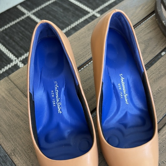 Antonia Saint Tan Leather Pumps Heels Size 7 New York Neutral Career Work Dressy - Picture 8 of 8